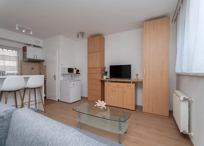 Keleti Train Station -garay Square With Balcony Apartment
