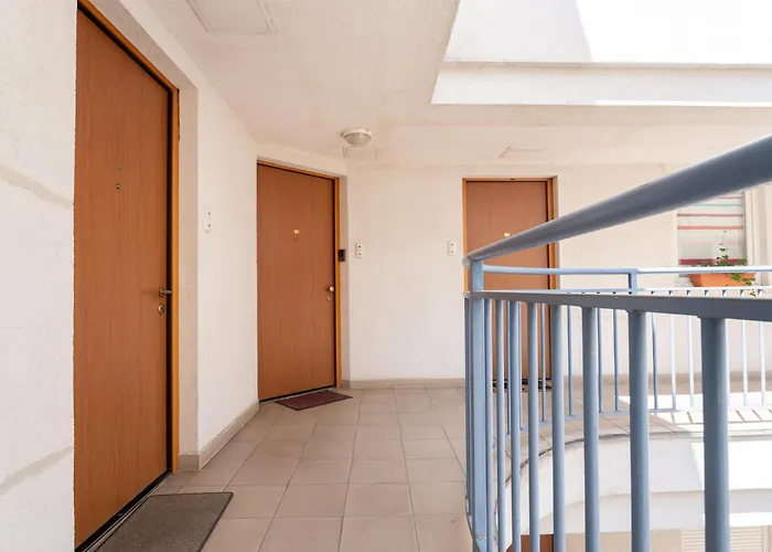 Keleti Train Station -garay Square With Balcony Apartment Budapest