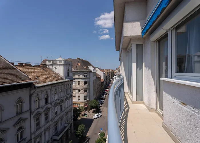 Keleti Train Station -garay Square With Balcony Apartamento *